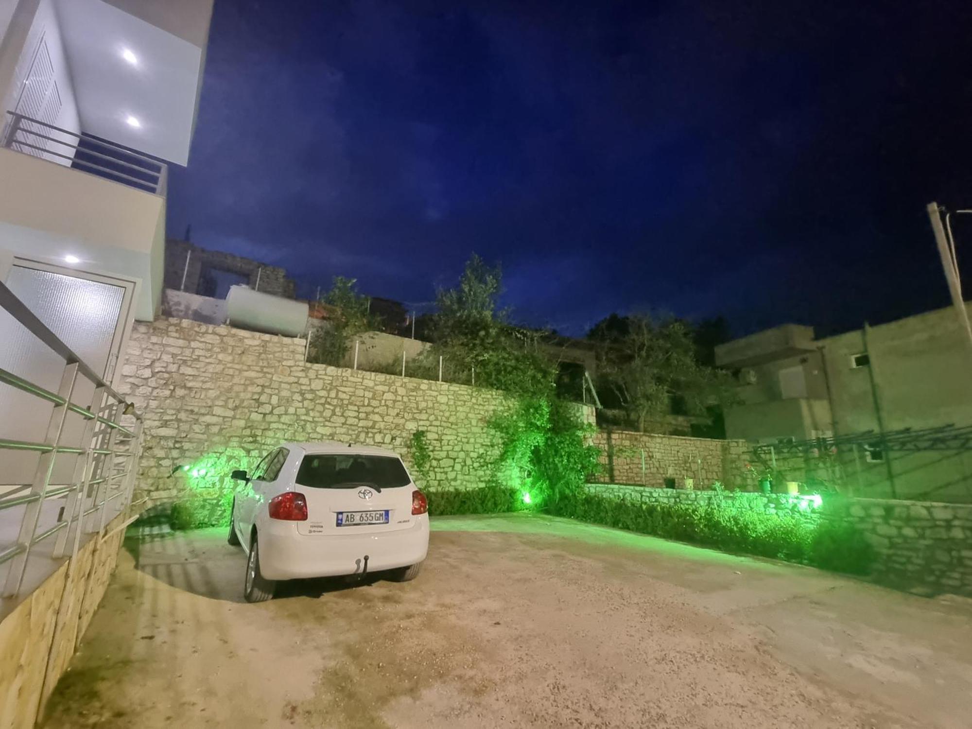 Baka * Sarandë